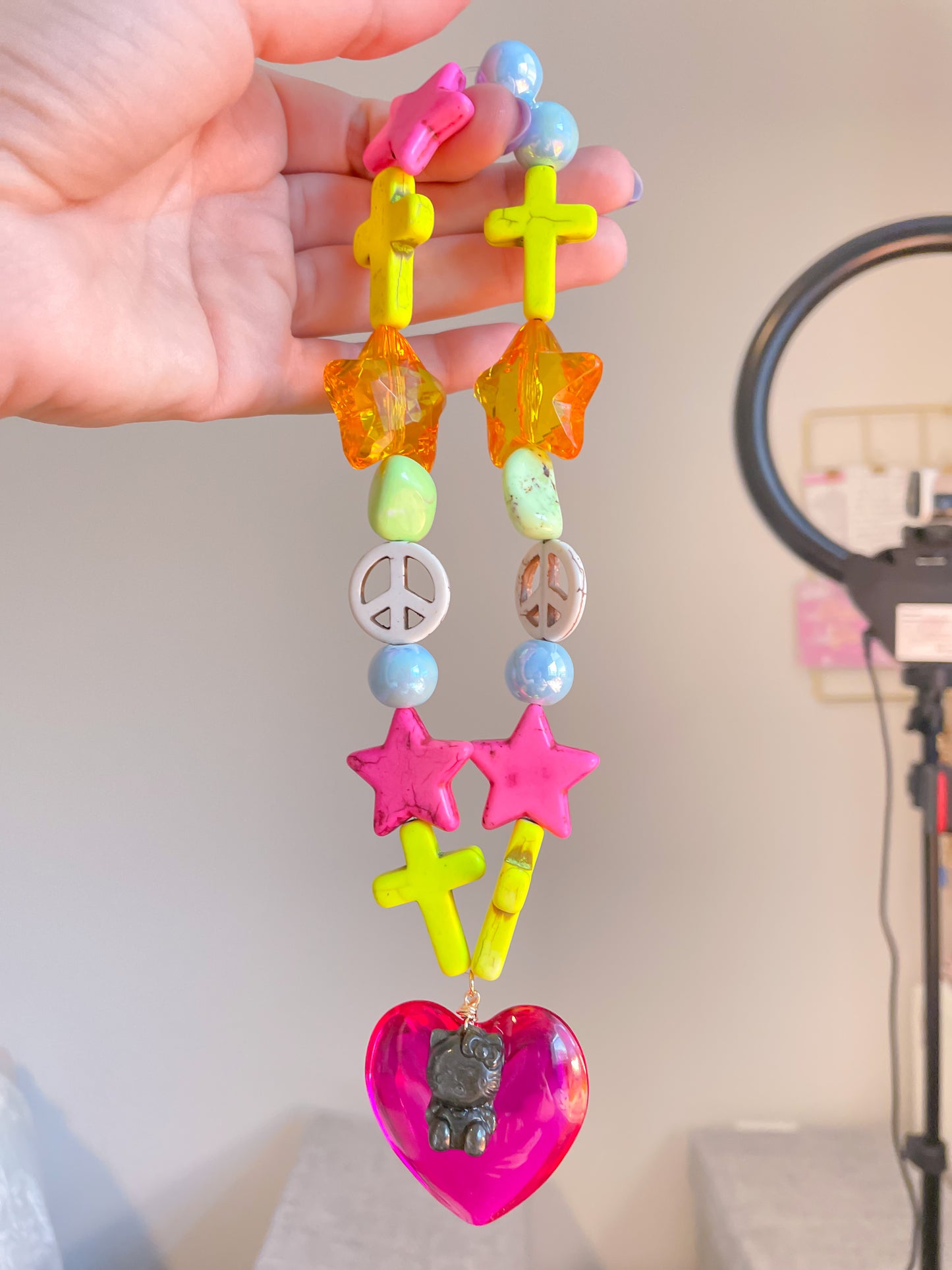 Amuleto Car Charm X La Ciudad Cristal
